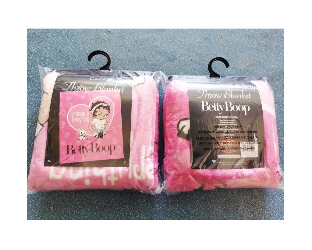 Betty Boop Throw Blanket - Attitude