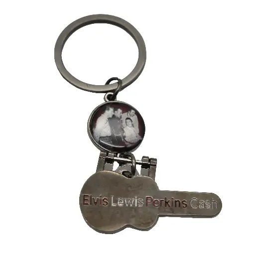 [Q5865] Million Dollar Quartet Key Chain - Guitar Case